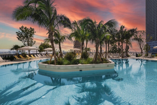 Building Photo - 601 NE 1st Ave Unit ID1227494P