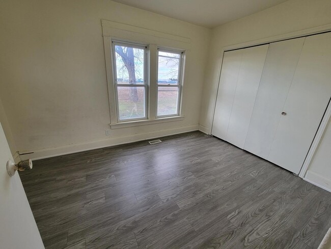 Photo - 2453 Mound Rd