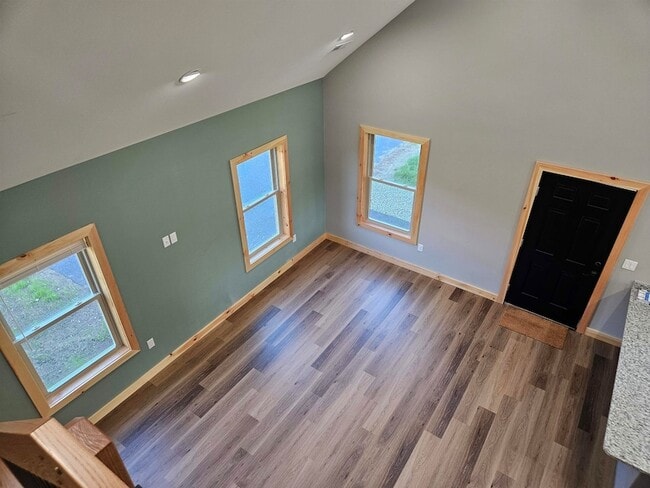 Photo - 19 Steele Dr