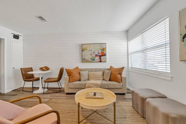 Photo - 302 Santa Rosa Blvd Unit SI ID1501994P