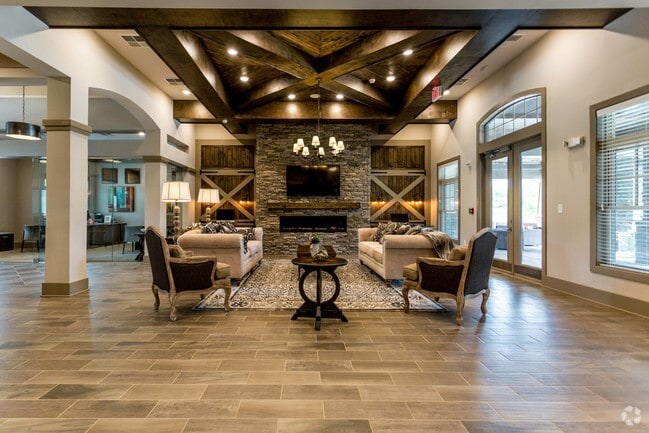 Clubhouse - Vintage at Emory Road Apartments