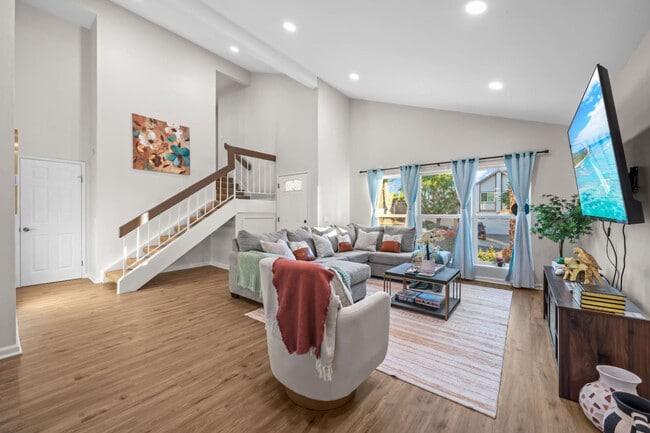 Photo - 13737 Via Tres Vistas Unit ID1326065P