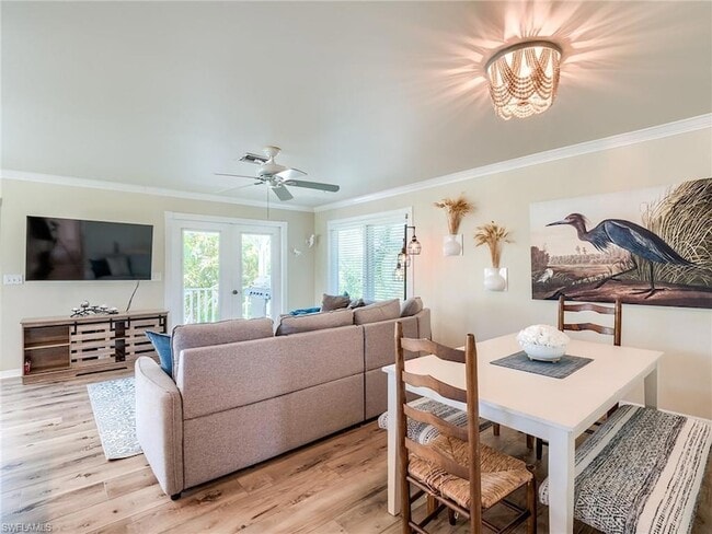 Photo - 6020 Cypress Ln