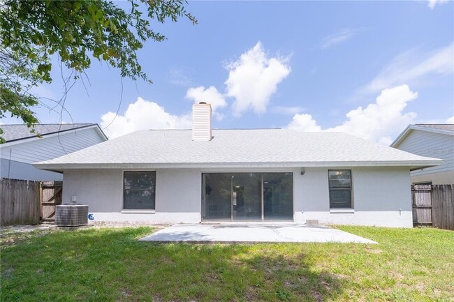 Photo - 660 Holbrook Cir