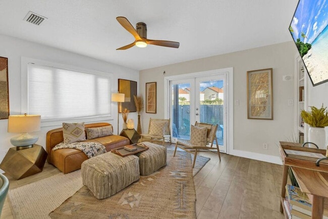 Photo - 318 Bream Ave Unit SI ID1502005P