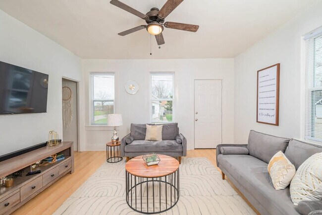 Photo - 405 Michigan St Unit ID1061622P