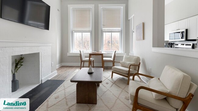 Building Photo - 617 W Lexington St Unit C1.1412435