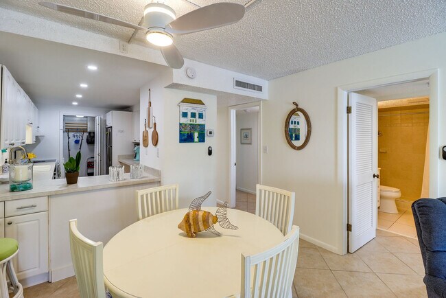 Photo - 201 E Ocean Dr Unit SI FL3-ID1545795P