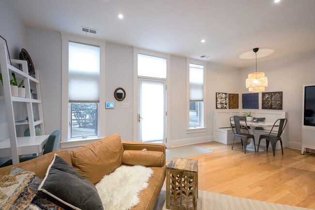 Photo - 1313 Vermont Ave NW Unit ID1011182P