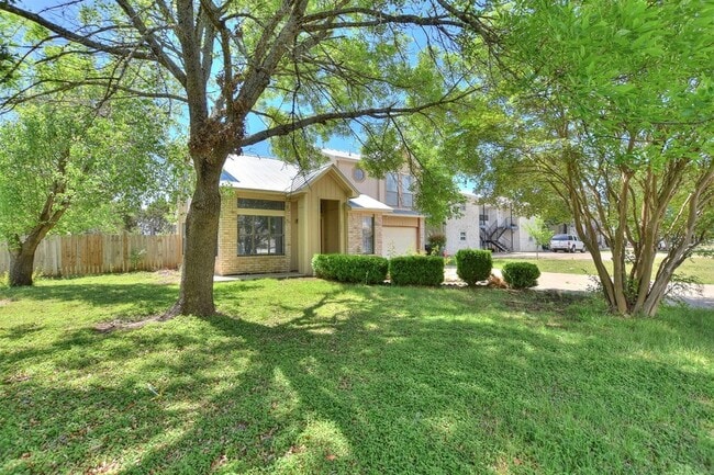 Photo - 1202 Southwalk St