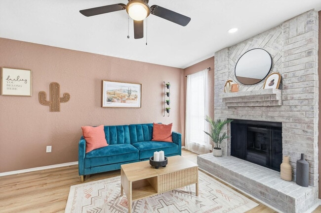 Photo - 2160 E Arkansas Ln Unit ID1382164P