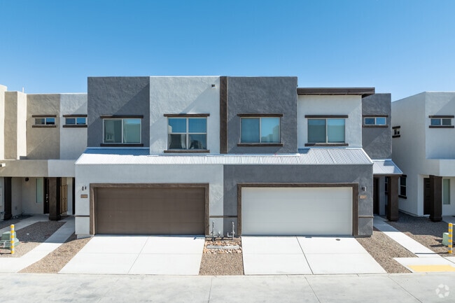 Photo - Cortaro Point