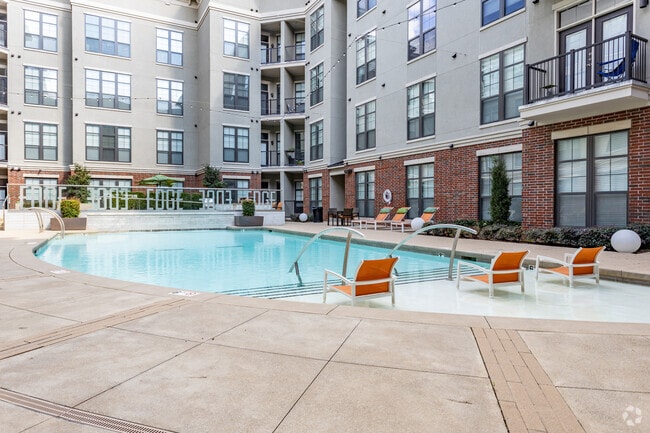 Building Photo - Edge - East Village