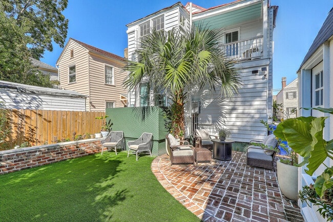 Photo - 38 Bogard St Unit ID1332017P