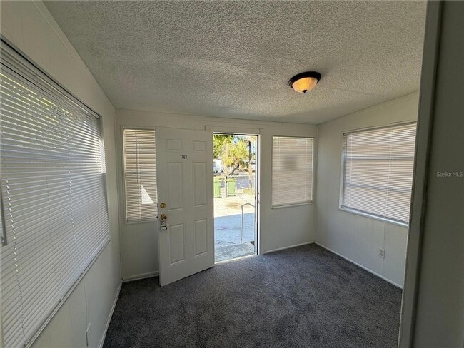 Photo - 1762 32nd St