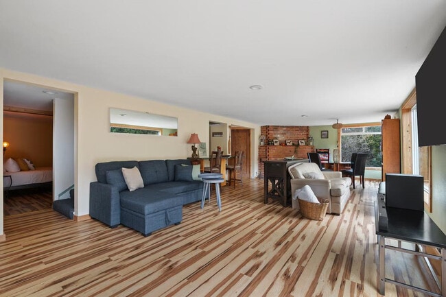 Photo - 11582 Washougal River Rd Unit ID1389241P