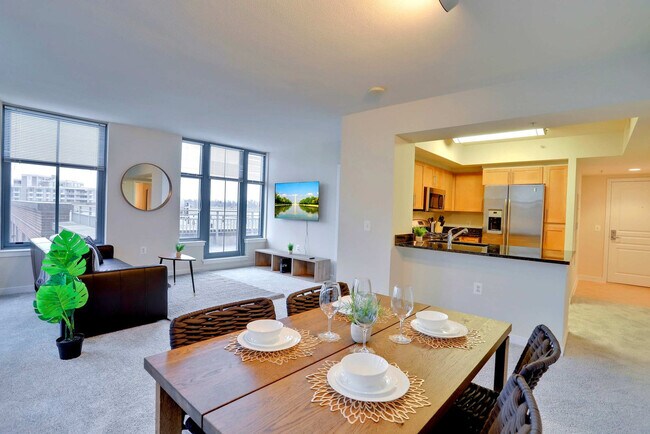 Photo - 550 14th St S Unit FL10-ID1022424P