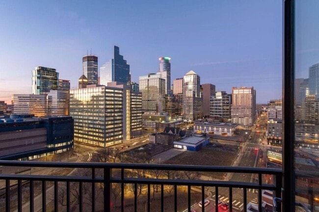 Photo - 500 E Grant St