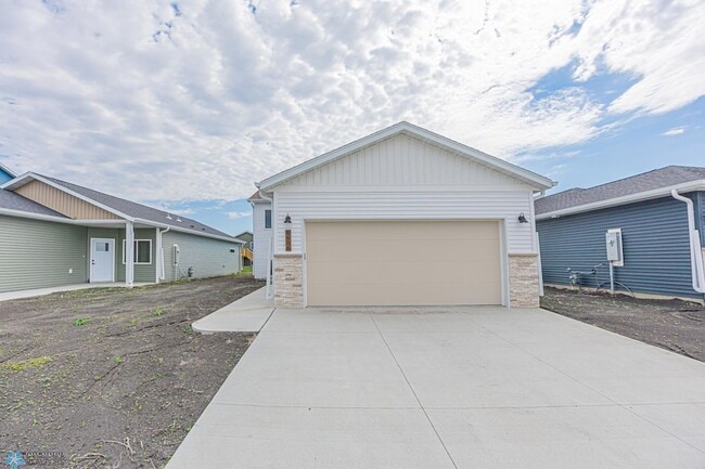 Building Photo - 6747 66th Ave S