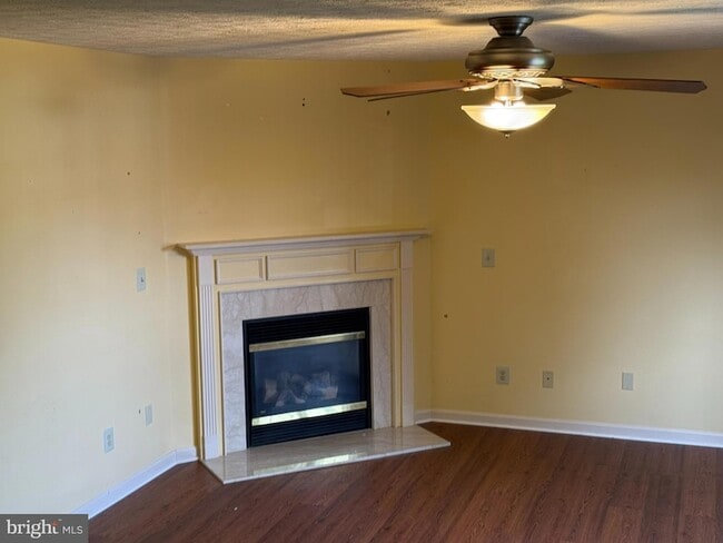 Photo - 2047 Harvest Dr