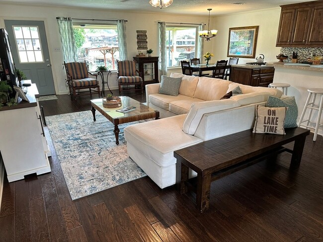 Photo - 3713 Lake Vista Ct