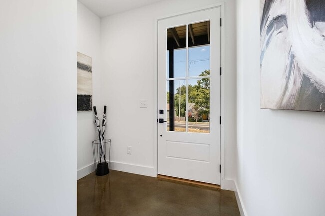 Photo - 1806 Lischey Ave Unit 3