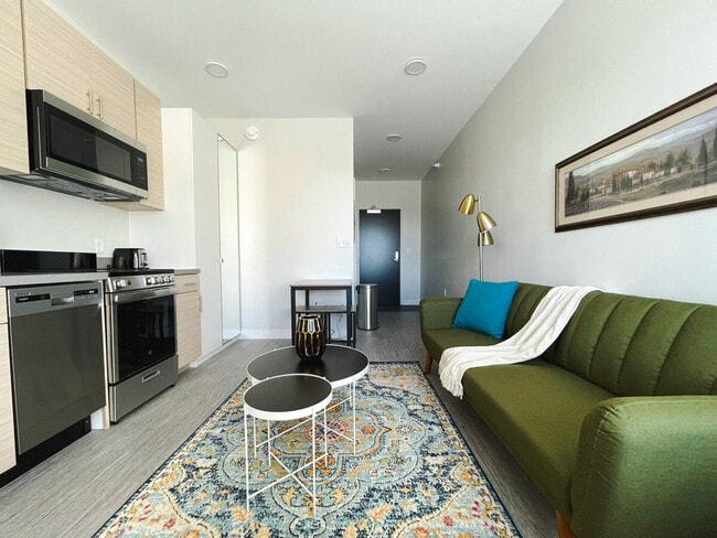 Building Photo - 2530 University Ave Unit ID1036856P