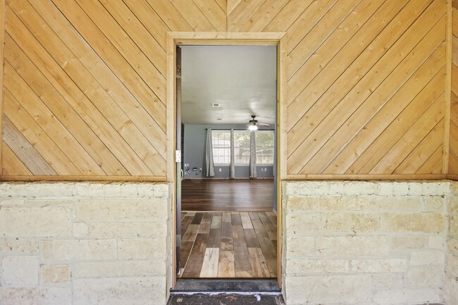 Photo - 432 Co Rd 4284