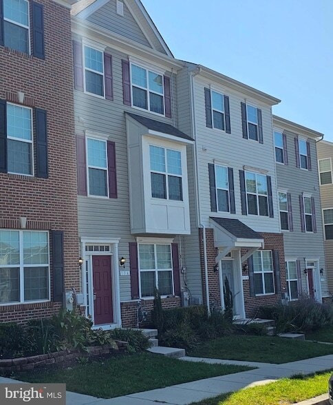 Building Photo - 156 Ironwood Ct