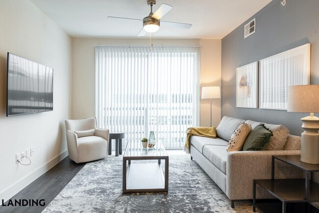 Photo - 501 Sarah Deel Dr Unit 10-1018