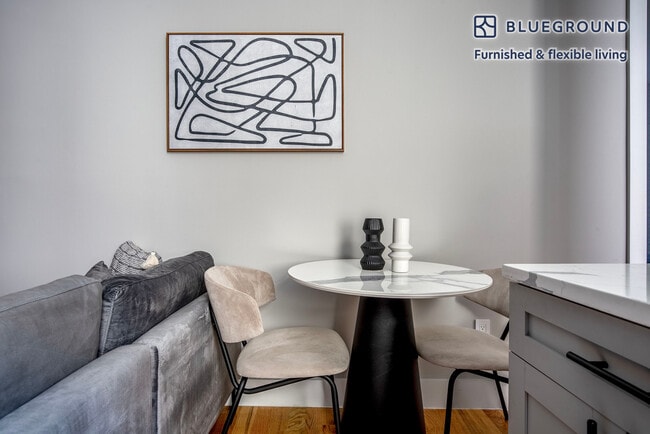 Photo - 20 Prince St Unit FL3-ID1190