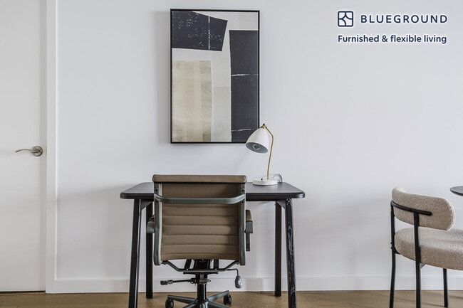 Photo - 3 Tingey Sq SE Unit FL8-ID977