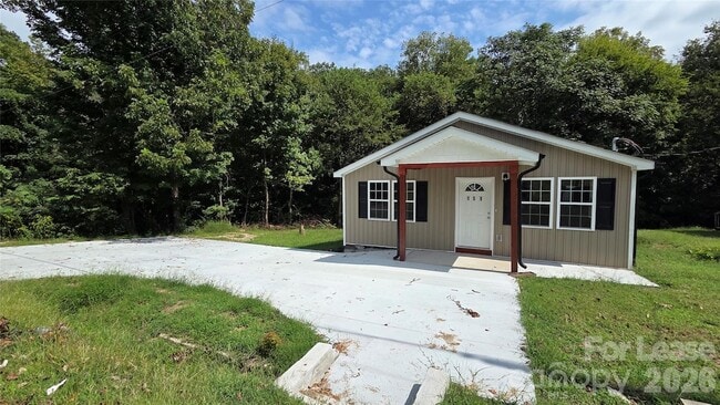 Photo - 151 Swink St SW