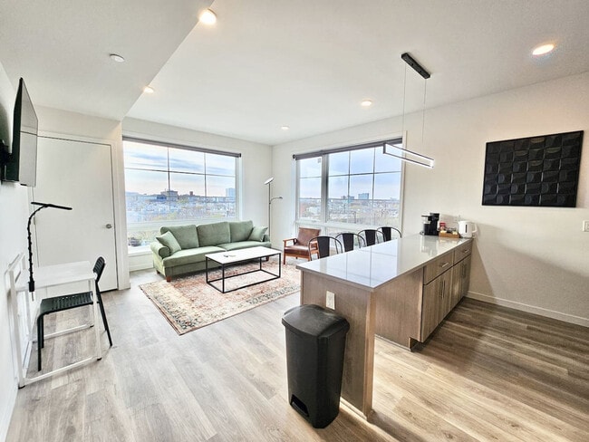 Photo - 501 N Perth St Unit ID1289475P