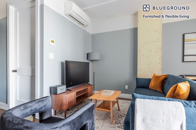 Photo - 187 Kent Ave Unit FL7-ID2079