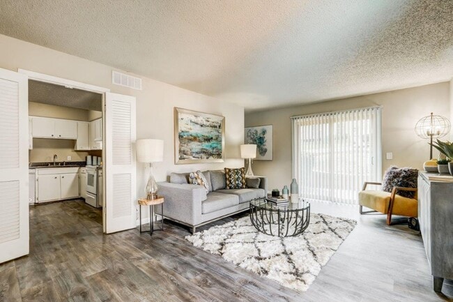 Photo - Hickory Creek Apartment and Townhomes