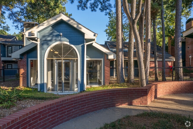 Photo - The Reston Apartments