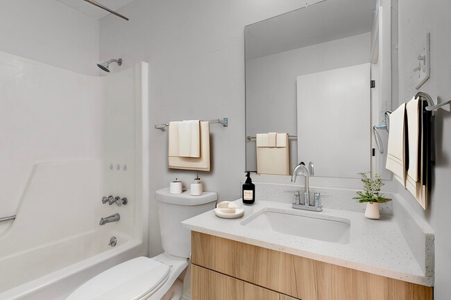 Photo - Lomas Gardens