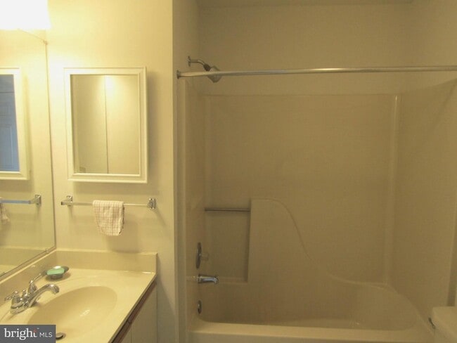 Photo - 421 Concord St