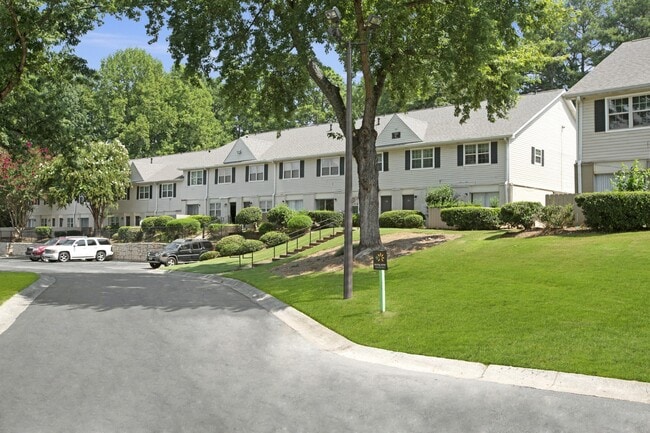 Photo - Dunwoody Glen
