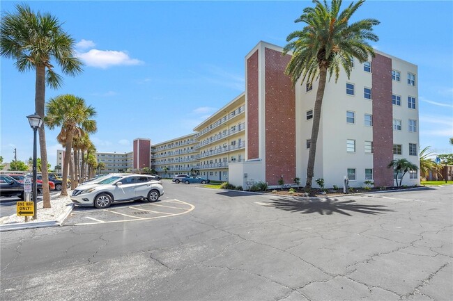 Photo - 5575 Gulf Blvd Unit 426