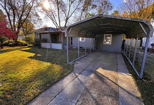 Photo - 3829 Guernsey Ave