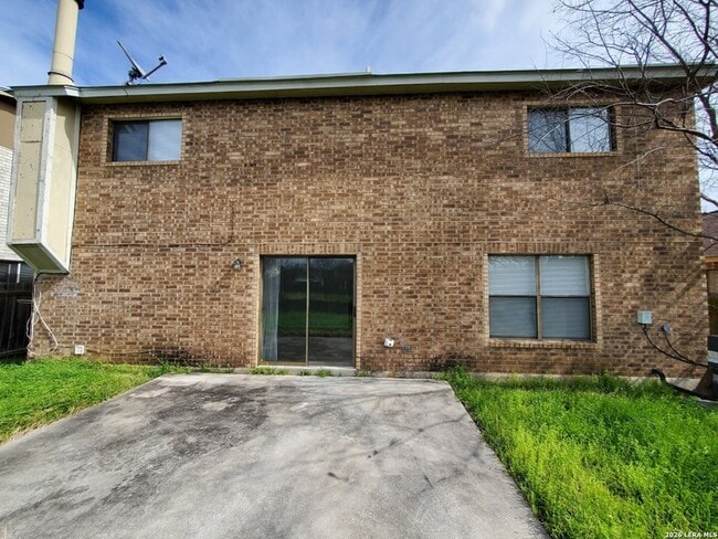 Photo - 8219 Sunshine Trail Dr