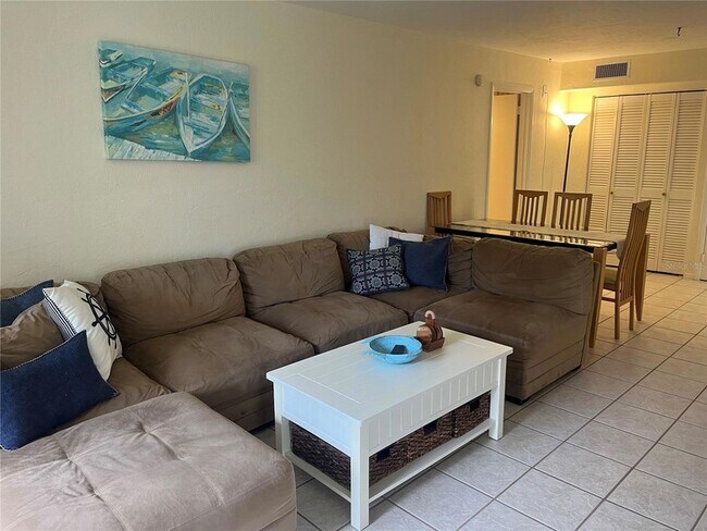 Photo - 612 Bird Bay Dr S Unit 211