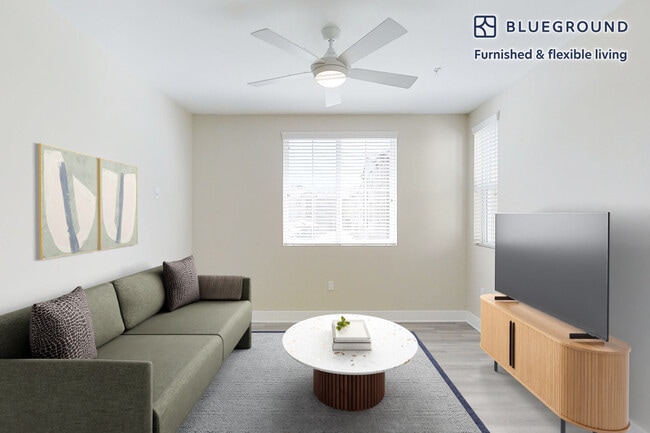 Building Photo - 5685 Park Dr Unit FL2-ID10437A