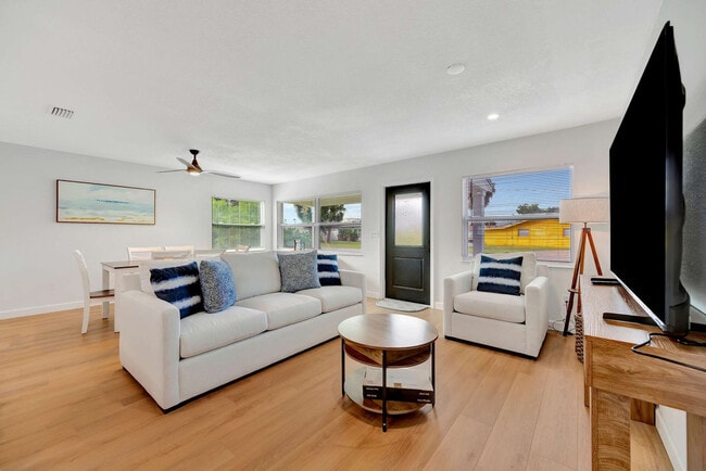 Building Photo - 3396 Minnow Creek Dr Unit ID1322519P