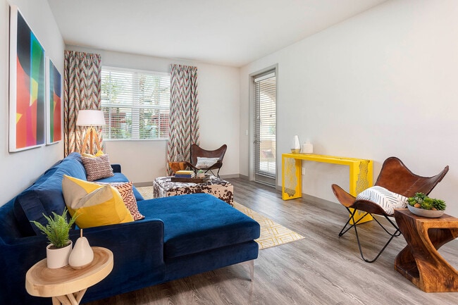 Living Room - AMLI Camarillo