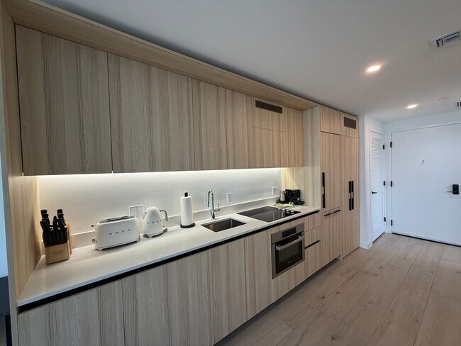 Photo - 225 N Miami Ave Unit SI FL34-ID1625716P