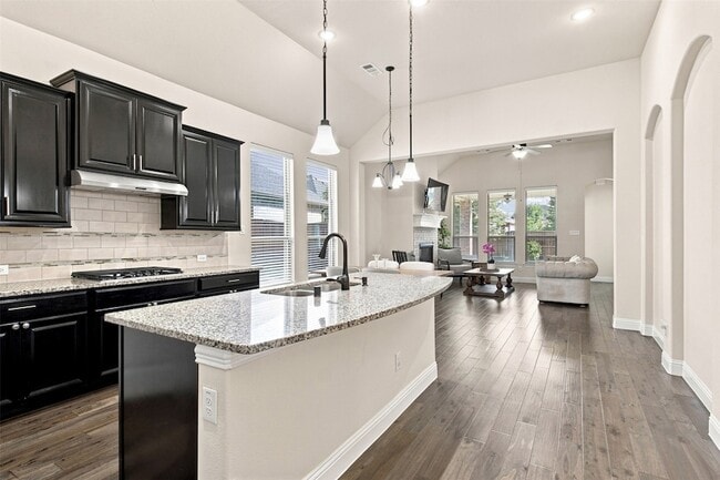 Photo - 118 Lavender Ln