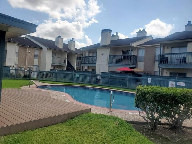 Building Photo - 250 El Dorado Blvd Unit 296